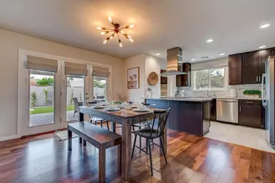 Image de Lux Central Scottsdale Gem w/ Hot Tub + Firepit!