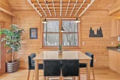 Image de Private Modern Cabin with Hot Tub on 11 Acres - The Perfect Up North Getaway