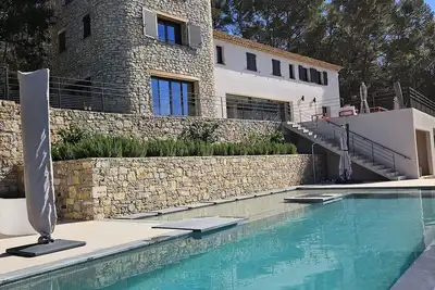 Image de Villa provençale avec tres belle vue