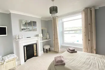 Image de 2 chambres Ă coucher Ă Kingswear