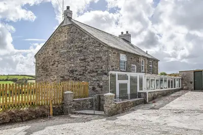Image de 4 chambres à coucher à Lower Colvannick Farm