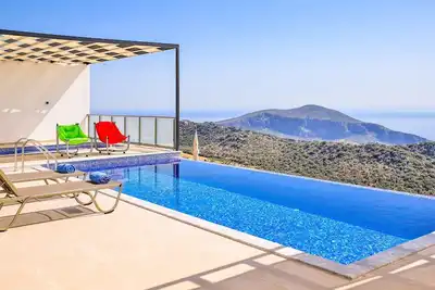 Image de luxury villa with sea view