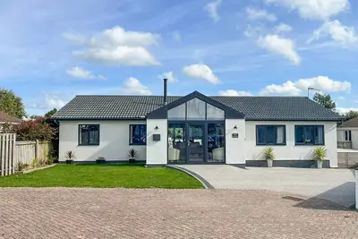 Image de 5 chambres à coucher à Near Padstow