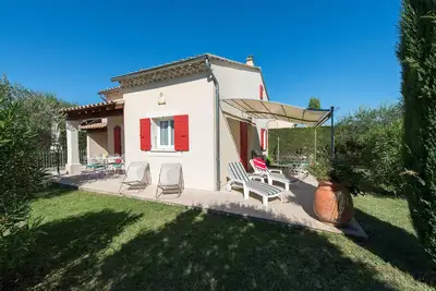 Image de Provence Alpes CÔTE D'Azur Proxi Grignan GÎTE 3 *4/5 Personnes Jardin- Piscine