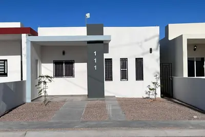 Image de happy weekend house