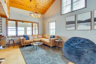 Image de Cozy Mod Cabin On Turtle Lake! No Pets Allowed