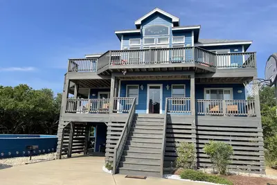 Image de Kick-back and relax at your private getaway in Corolla, Nc
