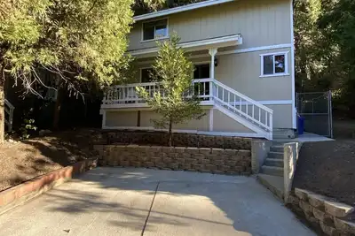 Image de New! ! ! 2 Bedroom Cozy Cottage in the Trees Sleeps 6