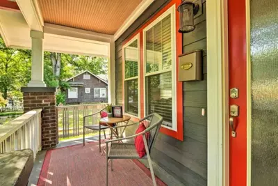 Image de New! Modern Charlotte Hub in Lockwood Neighborhood