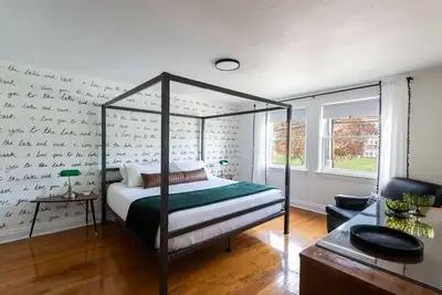 Image de Rare 8br Duplex near Presque Isle! Wifi & walkable