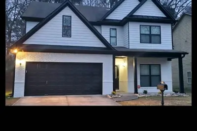 Image de Home Away From Home