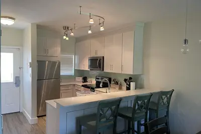 Image de 7Mile Pool/Seaside Bliss - 2bed 2bath Ground Suite