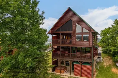 Image de Panoramic Mountain View, Hot Tub, Sleeps up to 12