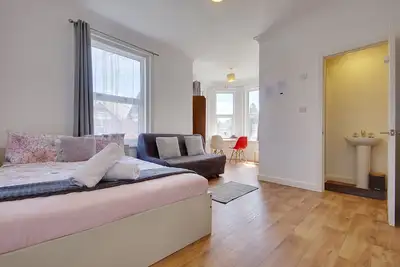 Image de Lovely Studio Near Beach & Town Centre