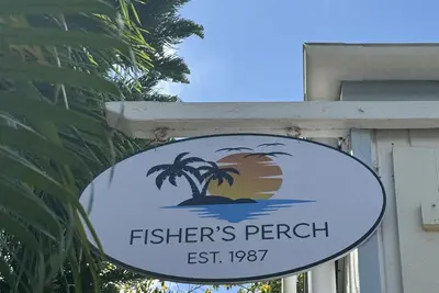 Private, Secluded, Romantic Views - Fish Bay- Easy To Get To