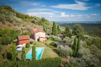 Arnolfa, magnifique villa avec piscine privée et vue