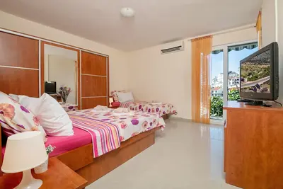 Image de Apartments Darden - One Bedroom Apartment with Balcony and Sea View A3