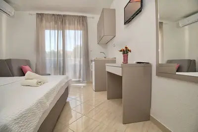 Image de Apartments Ćapeta Neum - Studio Apartment with Balcony 10