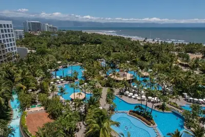 Image de Amazing 2 Bed Suite Accommodates 8 peple