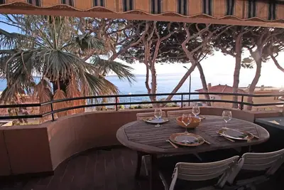 Image de Appartement T2 - 4 personnes - Vue mer - Climatisation - WiFi - Centre ville - Proche plage - Sainte Maxime - Classé 3*