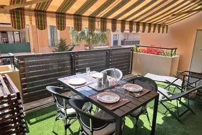 Image de Appartement T2 - 4 personnes - Climatisation - Centre ville et plage à pied - Sainte Maxime - Classé 3*