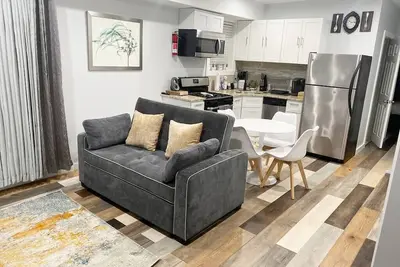 Image de Cozy 2br / Comfy King Bed |The Loft@Cedar Park