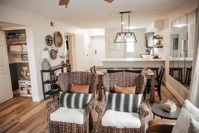 Image de Beautiful+Fresh 2 Br 2ba Condo w/ Heated Indoor+Outdoor Pools+Golf