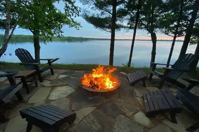 Image de Lucky View Lodge Log Cabin on Big Butternut Lake Luck, Wi 3 acre 300ft lakeshore
