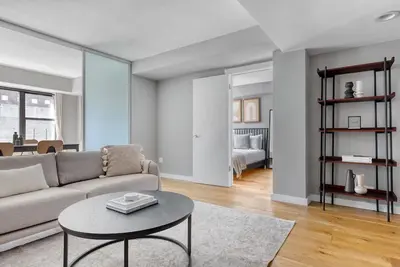Image de Modern Murray Hill 3br w/ Doorman & W/D, near Un, by Blueground