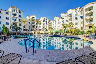 Image de Beautiful condo at the luxurious resort style \"The Cays\" in Downtown Ocotillo!