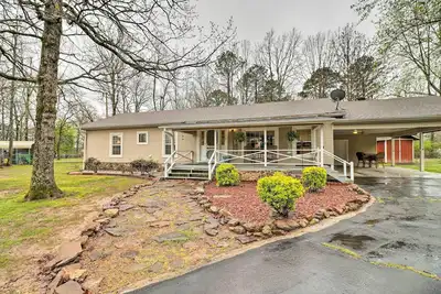 Image de Cozy Higden Retreat - Near Greers Ferry Lake!