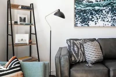 Image de Artist Inspired Loft at Yellowstone Bend.