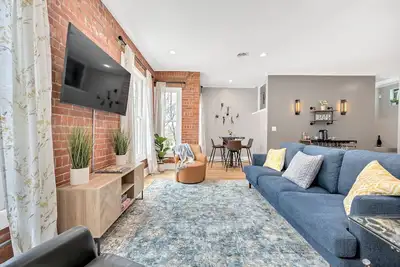 Image de The Holly Herald Downtown Battle Alley