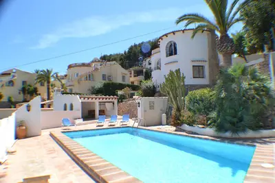Image de 2 Bedroom Private Apartment, Beautiful Gardens, Private Pool & Air Conditioning