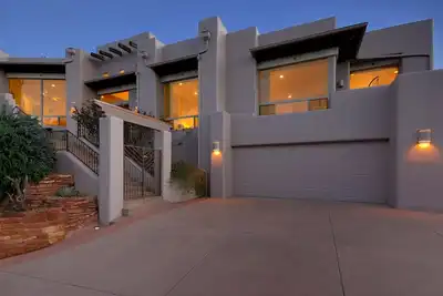 Image de ~New Listing~ Lux at Pinon Woods ~ Best Red Rock Views