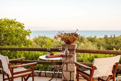 Image de Petalidi Olive Garden Stone House near the beach