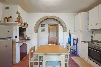 Image de House in the woods with swimming pool.