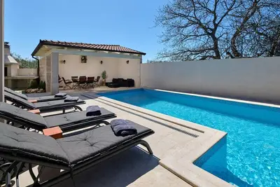 Image de Beautiful Villa Bellissima with a pool
