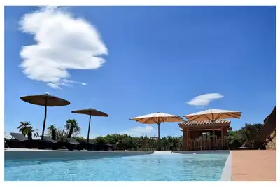 Image de Maison 4 pers avec piscine à 2 pas de Roses