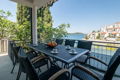 Image de Apartments Sara i Leon - One Bedroom Apartment with Balcony and Sea View A3