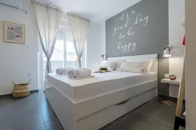 Image de Apartments Lavanda - Studio Apartment with Side Balcony and Sea View A3