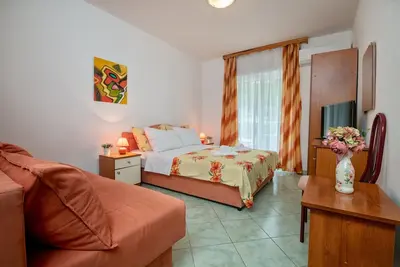 Image de Apartments Matej - Studio Apartment with Garden View and Balcony 302