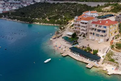Image de Villa Jazina Pavlović - Studio Apartment with Balcony and Sea View