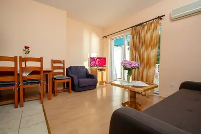 Image de Villa Jazina Pavlović - One Bedroom Apartment with Balcony and Sea View 5