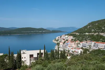 Image de Apartments Batinović - Studio Apartment with Balcony and Sea View 2