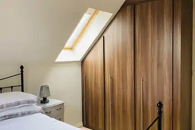 Image de Luxury apartment 5 min walk to Southbourne Beach