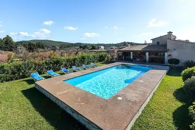 Charming Family Villa, A/C, Private Pool, Roof Terrace Superb Views & Location, 10 mins to Pollenca!