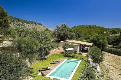 One Bedroom Villa, A/C, Private Pool, Lovely Mountain Views just 3 mins from Pollenca Golf Course!