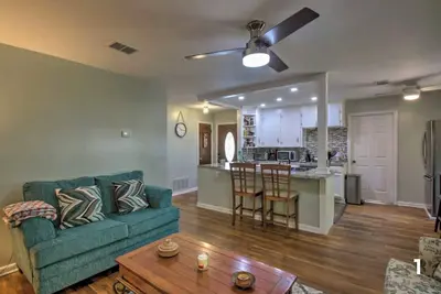 Image de Beautiful East Hill 3bdr 2bath, Pet Friendly, 5 min to Pensacola beach