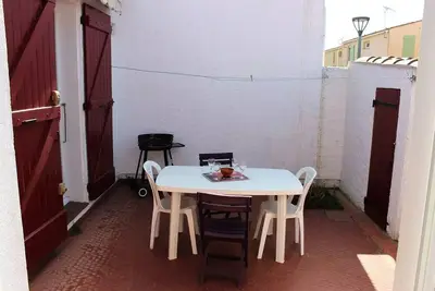 Image de Plage, Port et commerces proche de ce pavillon de vacances - 6vrous5